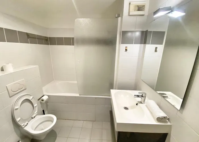 203 - Equipe 5 דירה